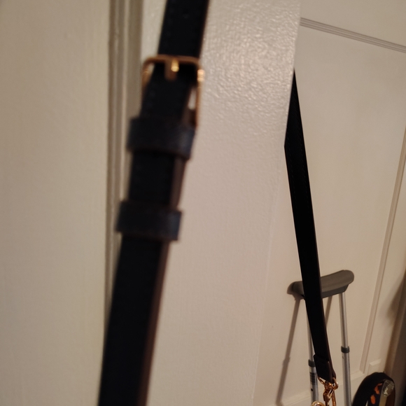 Anne Klein Dark Blue and Tan Shoulder Bag - Picture 7 of 7